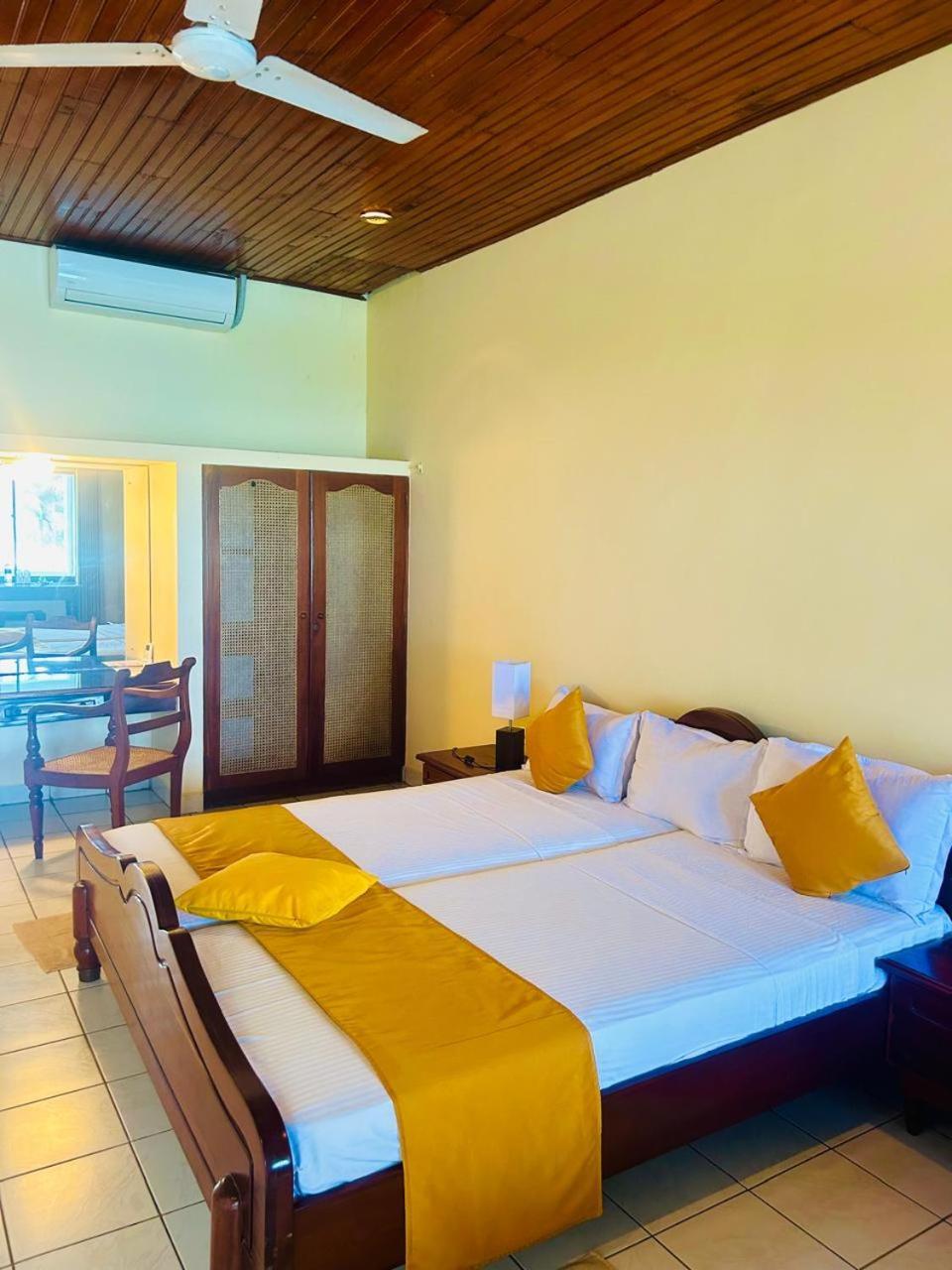 Crystal Villa Weligama Exterior foto